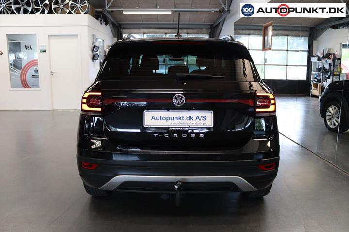 Sort VW T-Cross fra 2019