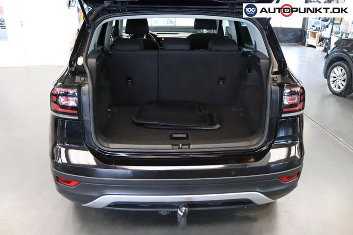 Sort VW T-Cross fra 2019
