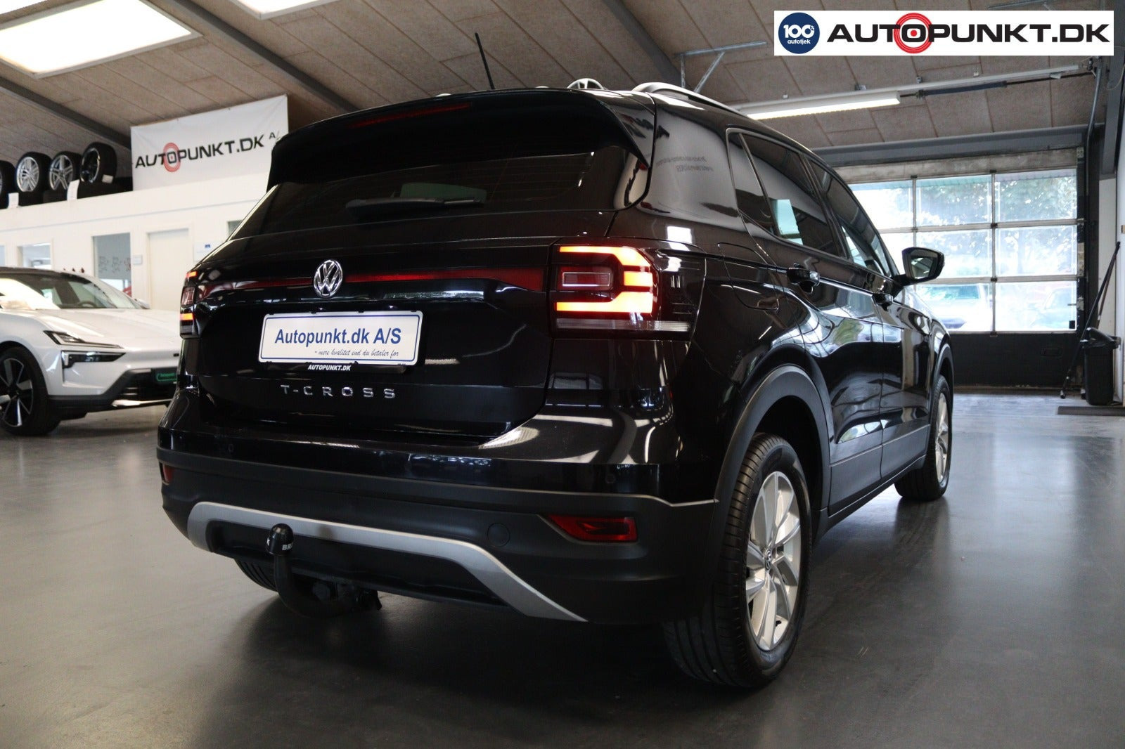 Sort VW T-Cross fra 2019