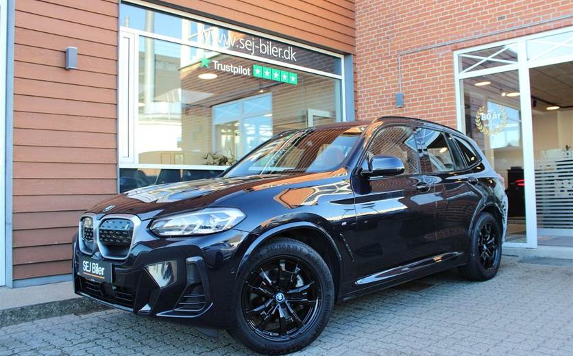 BMW iX3 Charged M-Sport