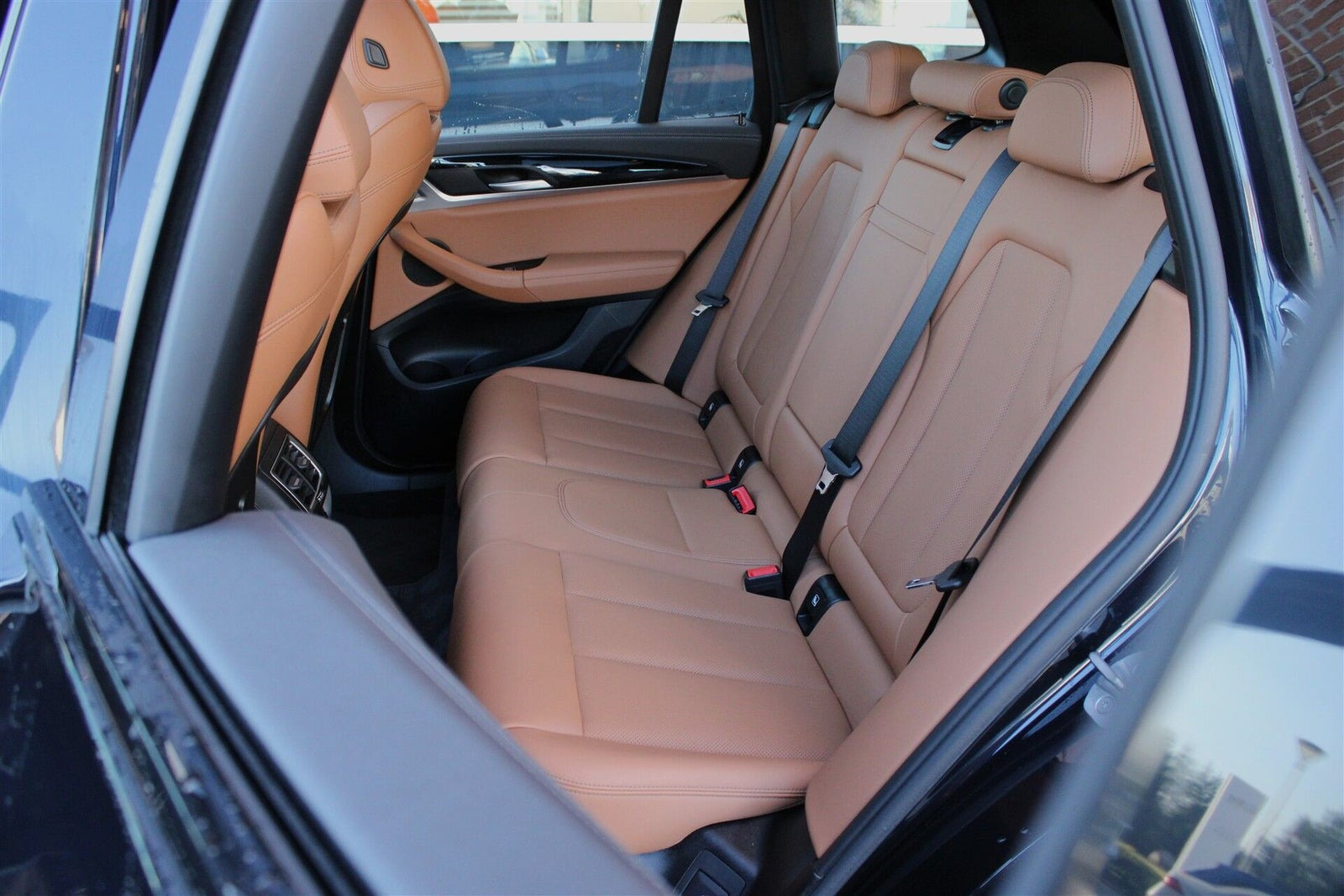 Sort BMW iX3 fra 2023
