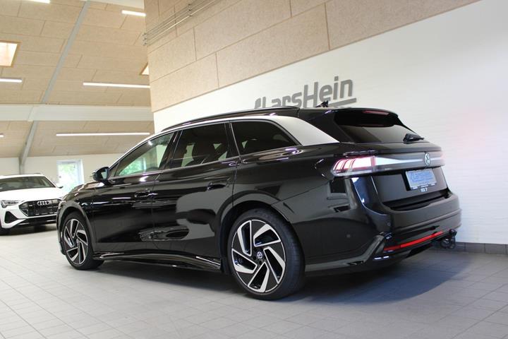 Sort VW ID.7 fra 2024