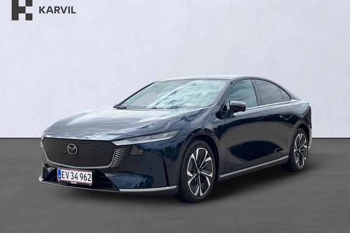 Blå Mazda 6e fra 2025