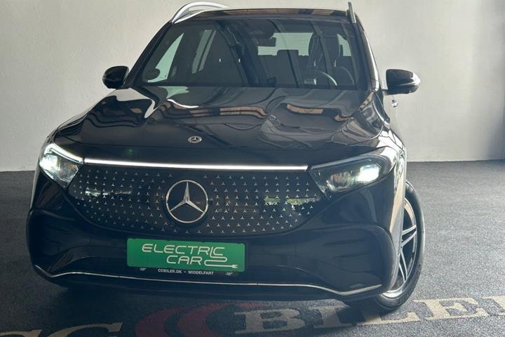 Sort Mercedes EQA250+ fra 2025