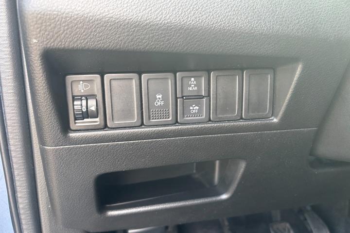 Blå Suzuki Baleno fra 2017