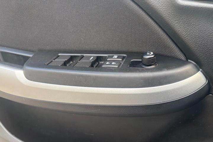 Blå Suzuki Baleno fra 2017
