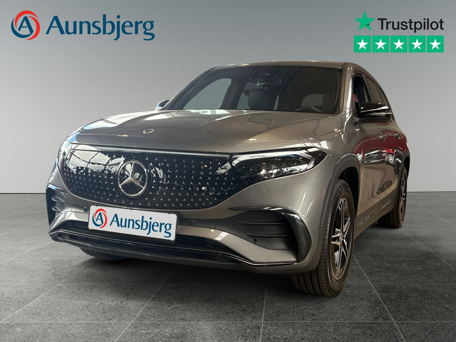Grå Mercedes EQB250+ fra 2025