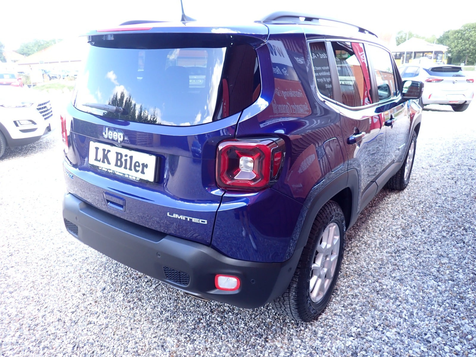 Blå Jeep Renegade fra 2020