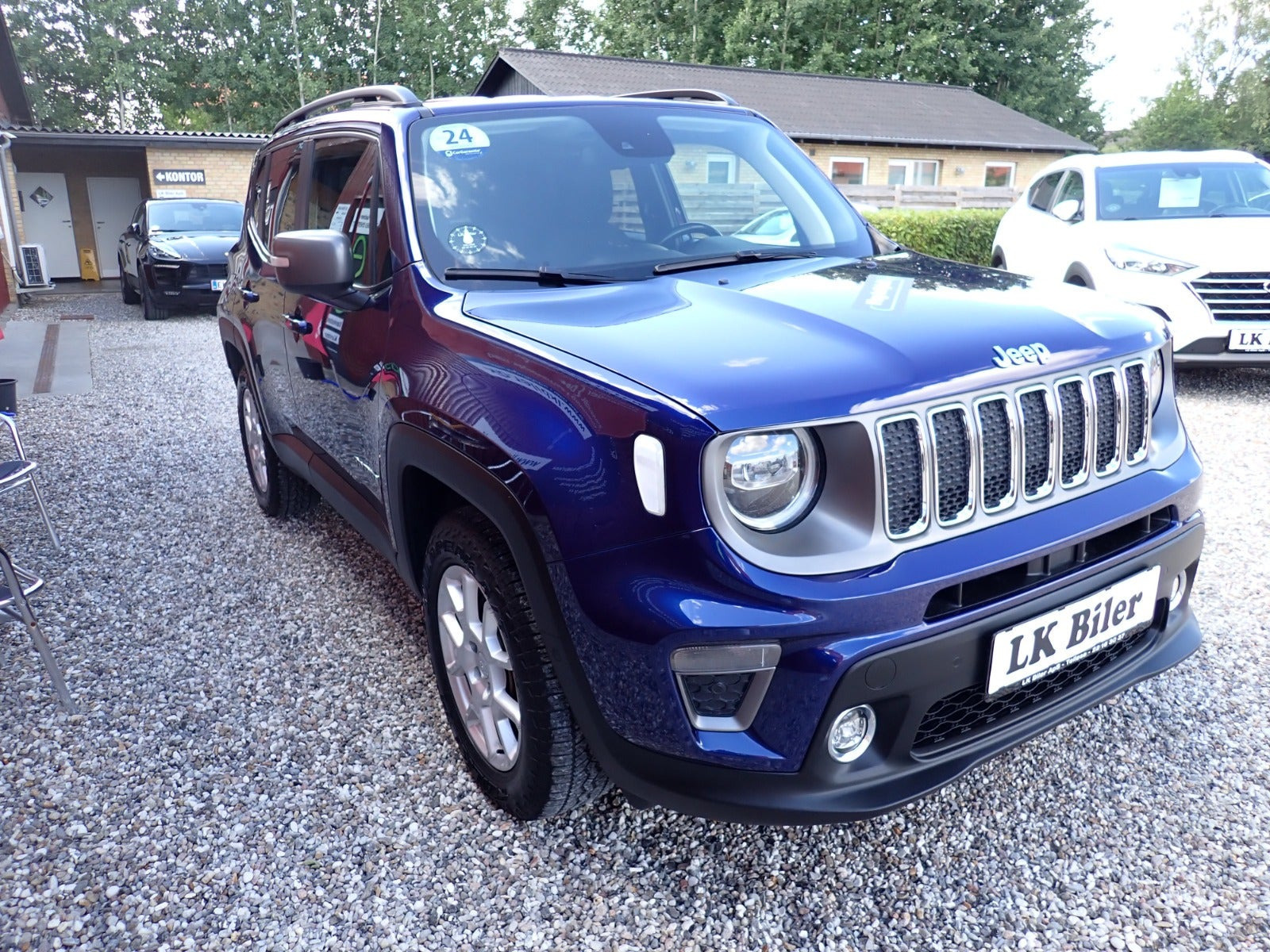 Blå Jeep Renegade fra 2020