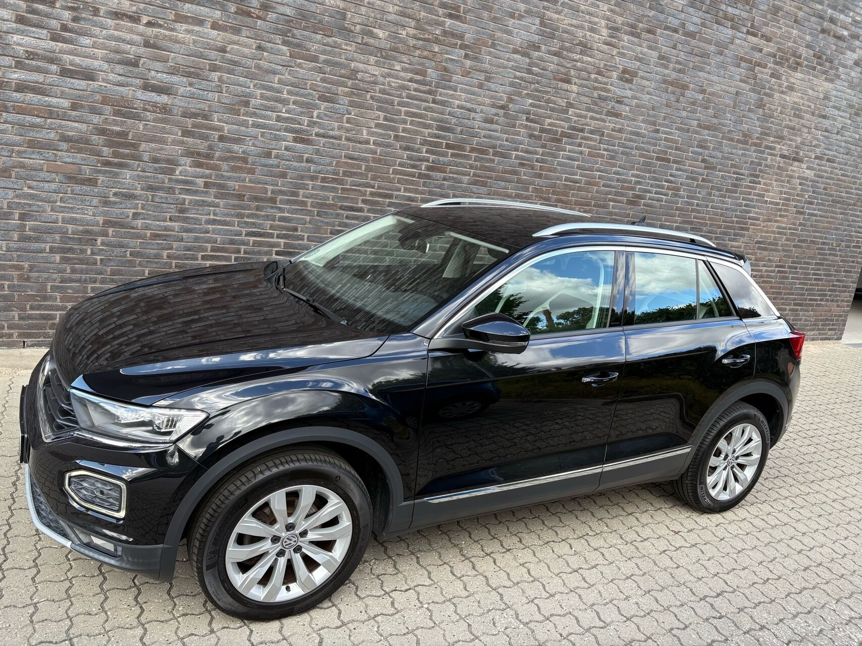 Sort VW T-Roc fra 2020
