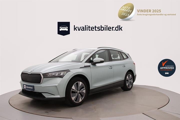 Sølv Skoda Enyaq fra 2021 set udefra