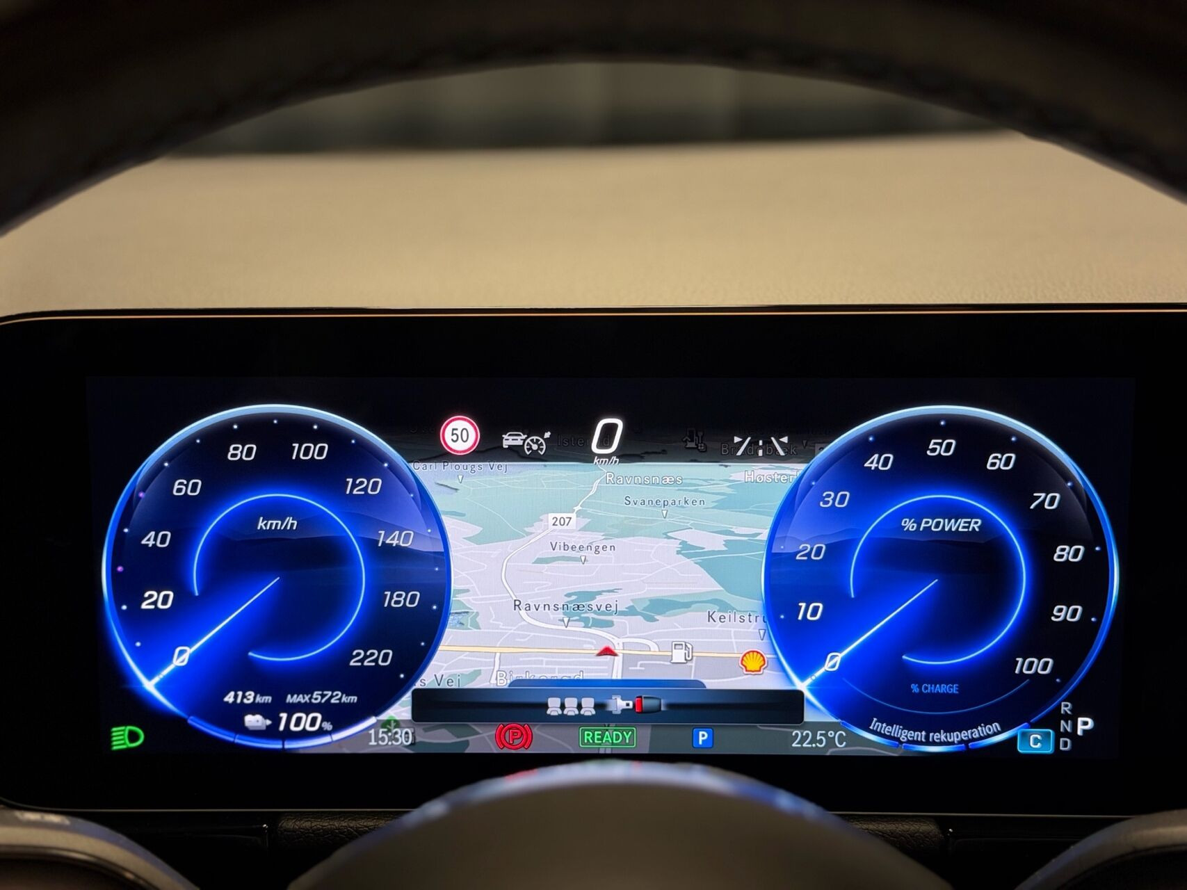 Grå Mercedes EQA 250+ fra 2025