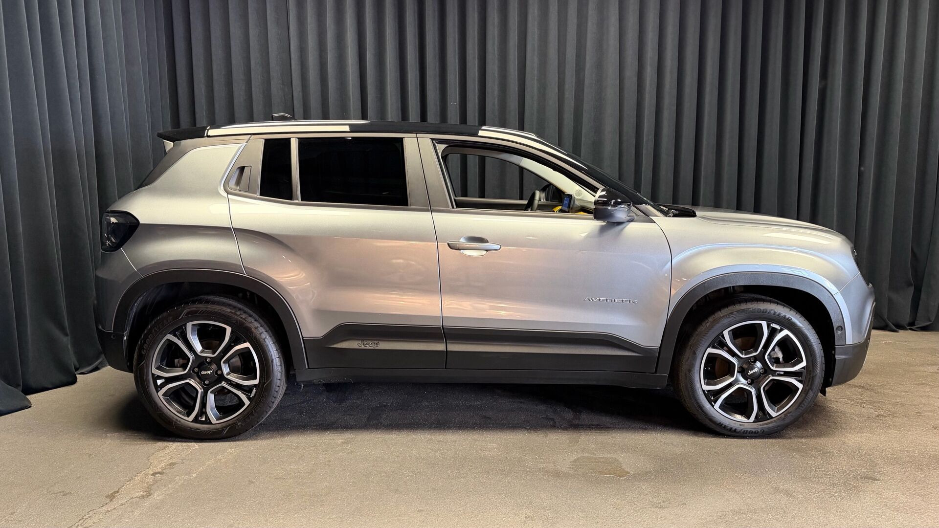 undefined Jeep Avenger fra 2023