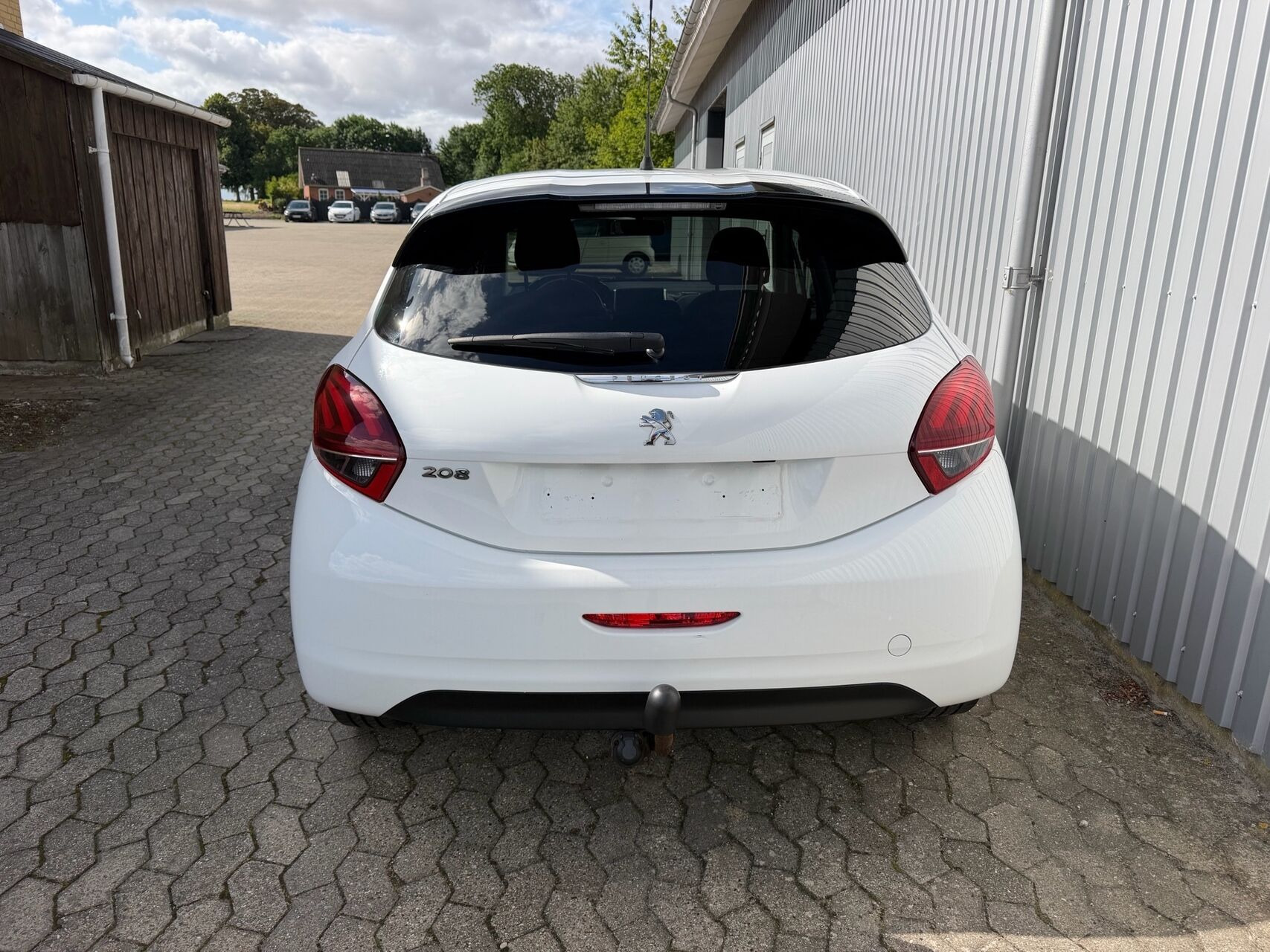 Hvid Peugeot 208 fra 2018