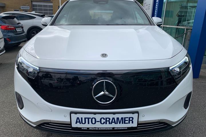 Hvid Mercedes EQA 250+ fra 2024