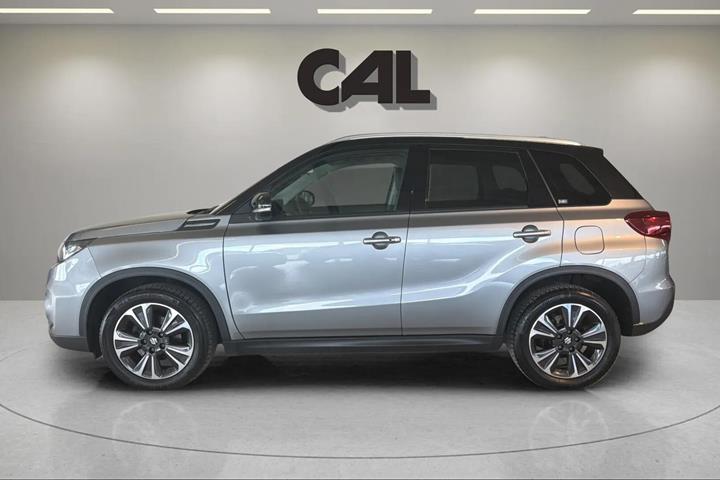 Sort Suzuki Vitara fra 2018