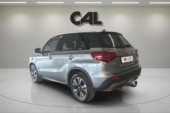 Sort Suzuki Vitara fra 2018