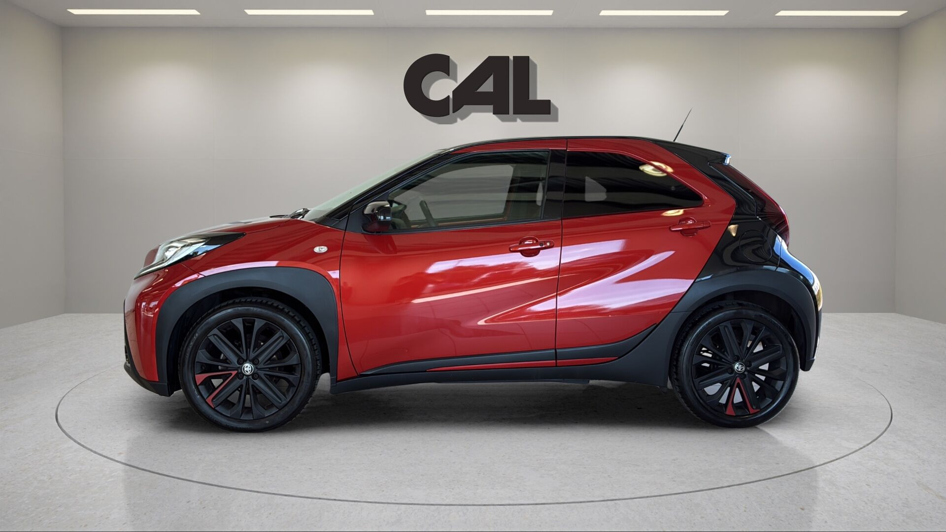 Rød Toyota Aygo X fra 2023