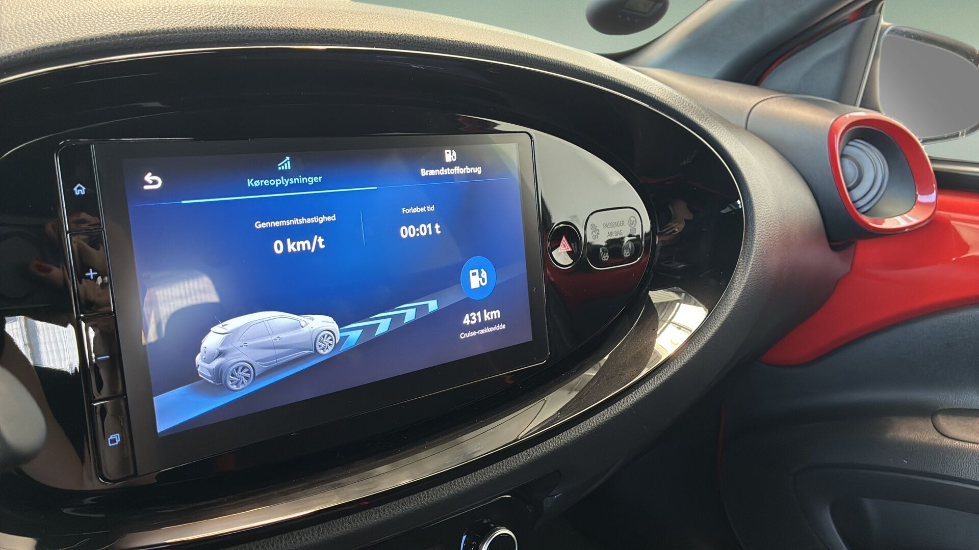Rød Toyota Aygo X fra 2023
