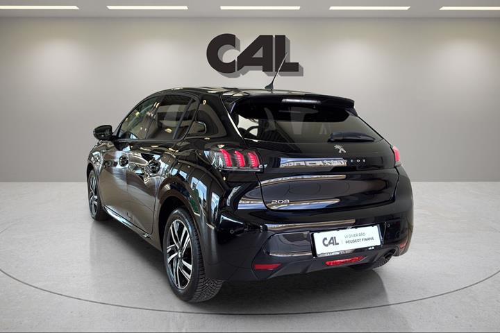 Sort Peugeot 208 fra 2021