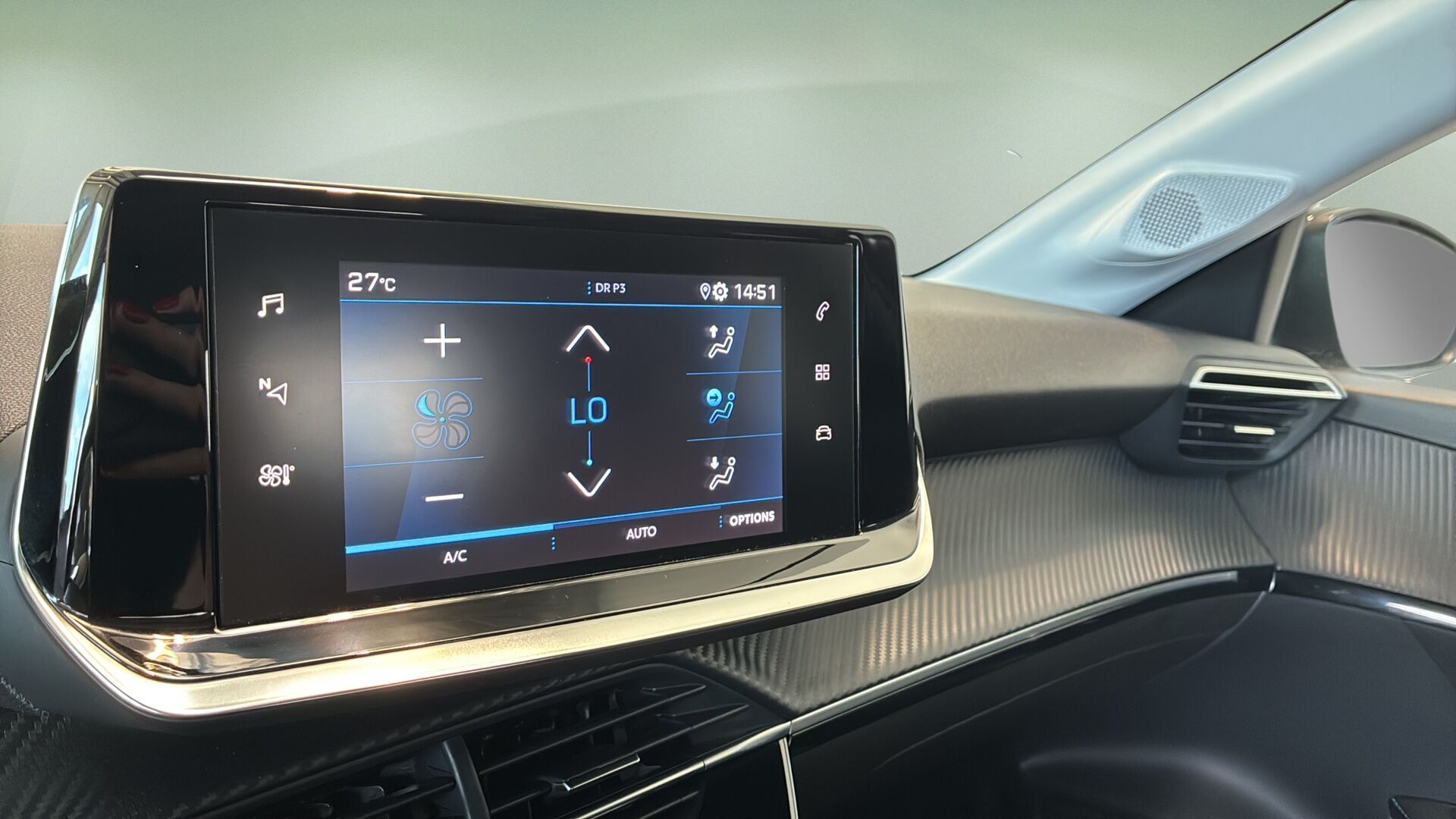 Sort Peugeot 208 fra 2021