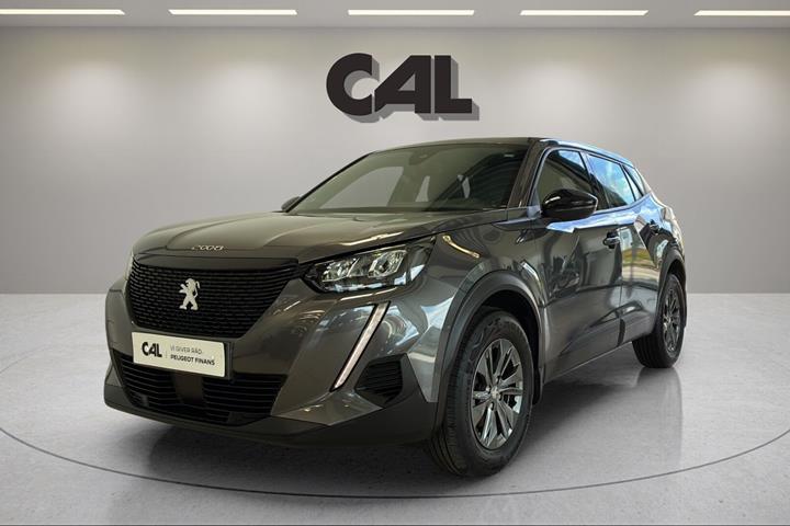 Grå Peugeot 2008 fra 2023