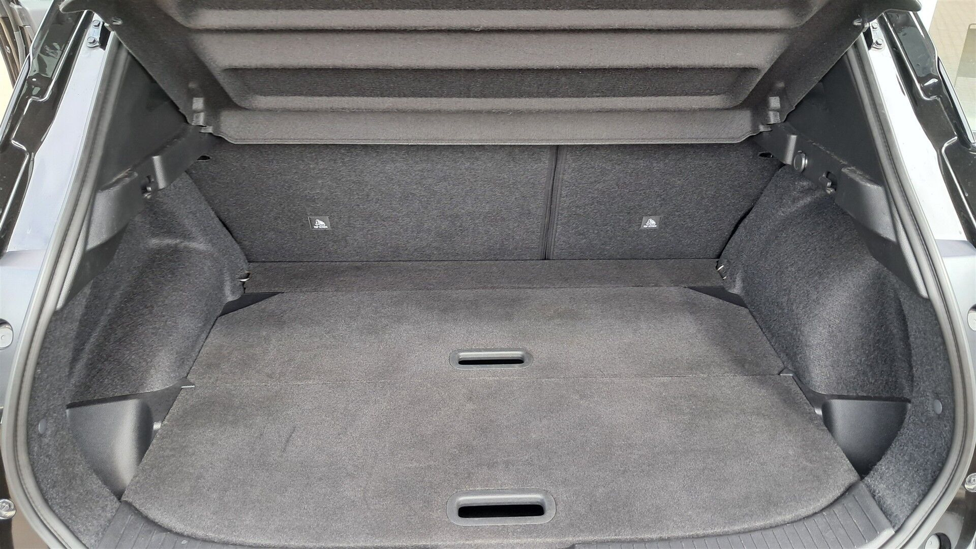 Sort Nissan Qashqai fra 2023