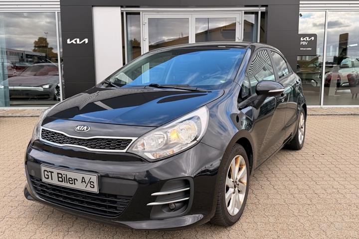 Sort Kia Rio fra 2016