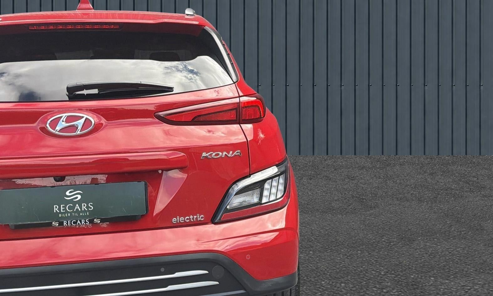Rød Hyundai Kona fra 2023