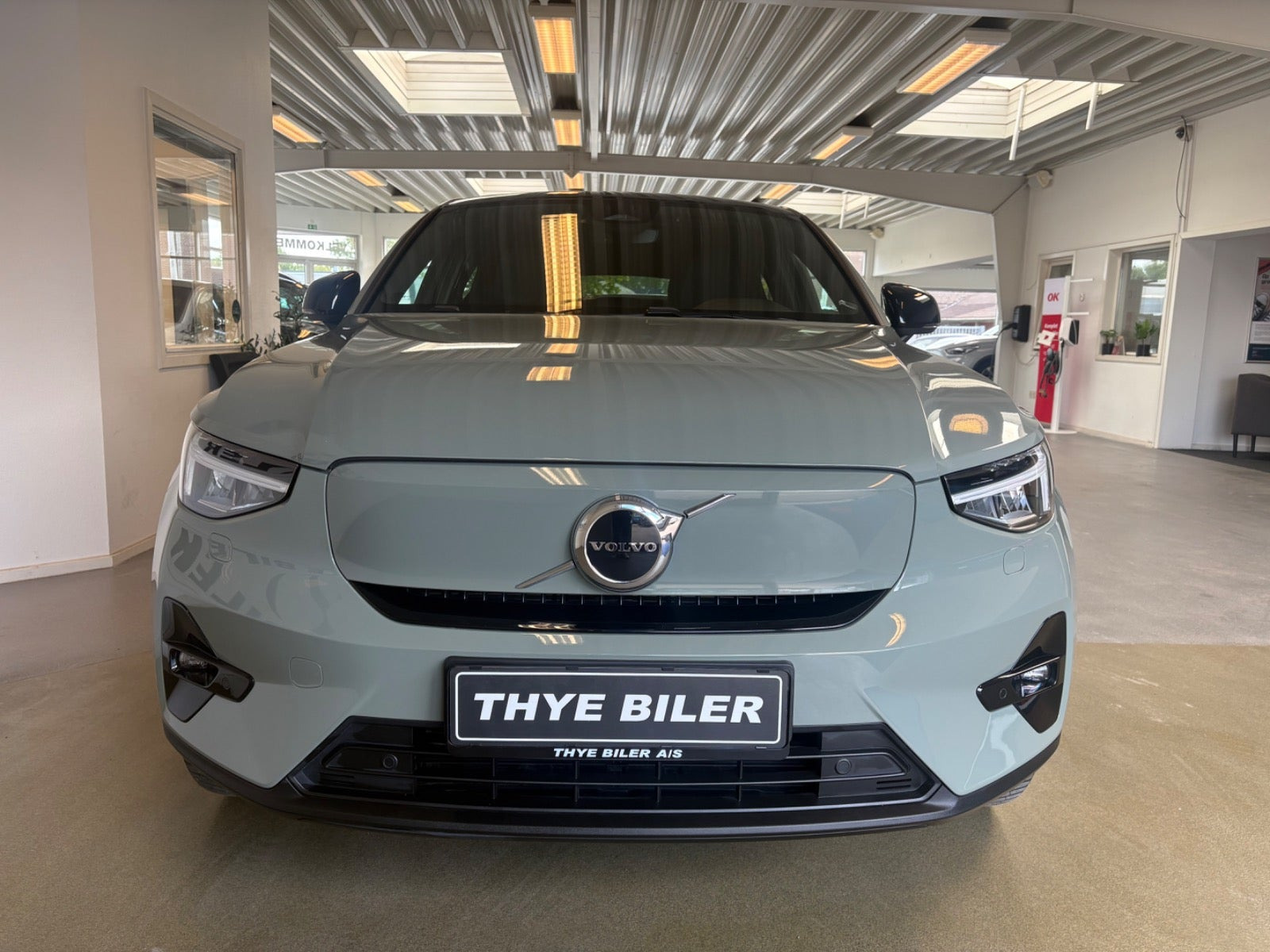 Grøn Volvo C40 fra 2023
