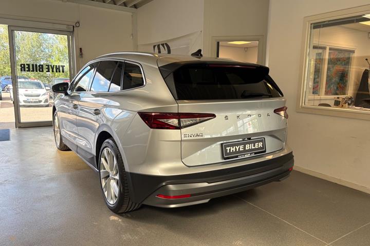 Sølv Skoda Enyaq fra 2021