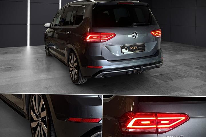 Grå VW Touran fra 2020