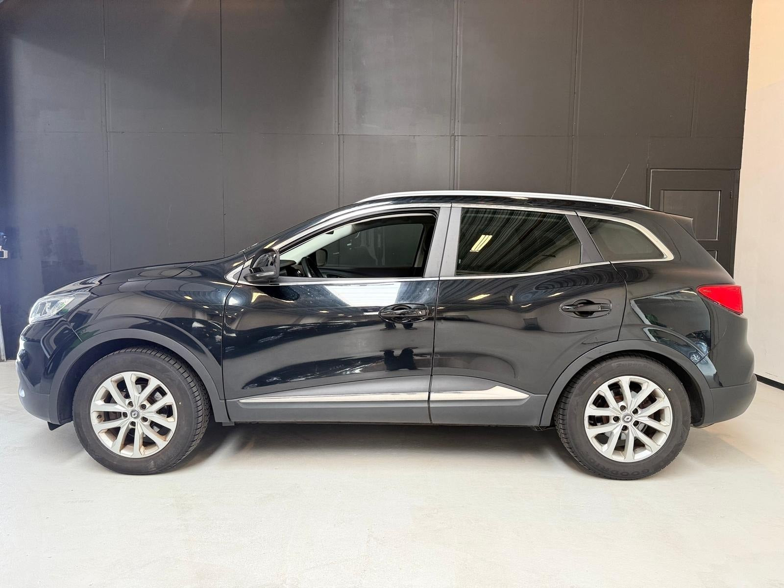 Sort Renault Kadjar fra 2016