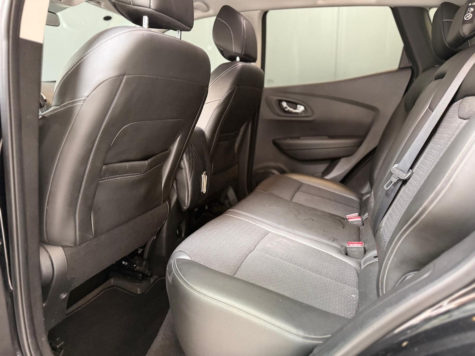 Sort Renault Kadjar fra 2016