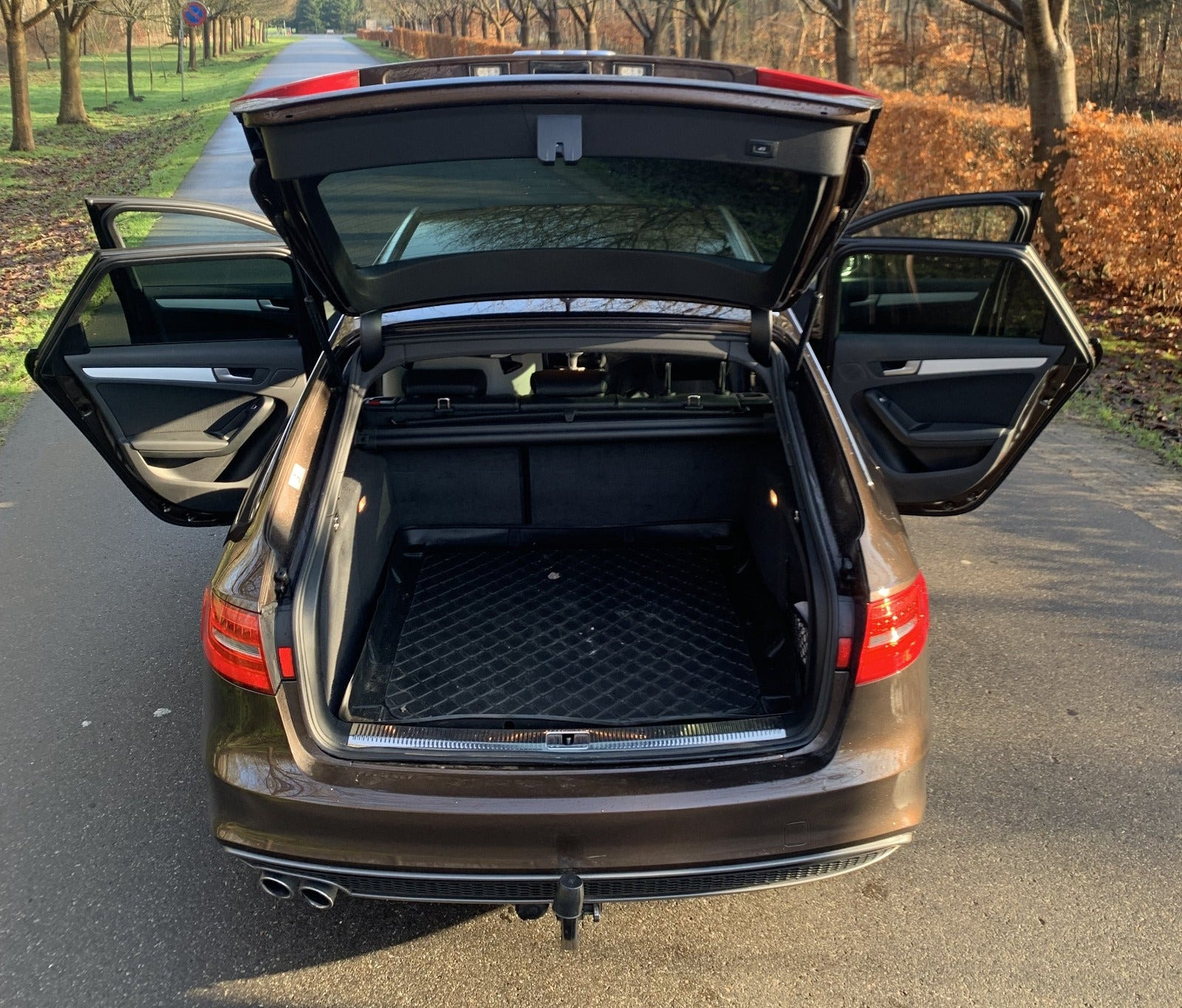 undefined Audi A4 fra 2015