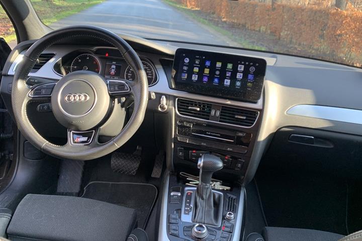 undefined Audi A4 fra 2015