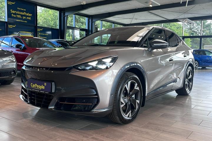 Beige Cupra Tavascan fra 2025