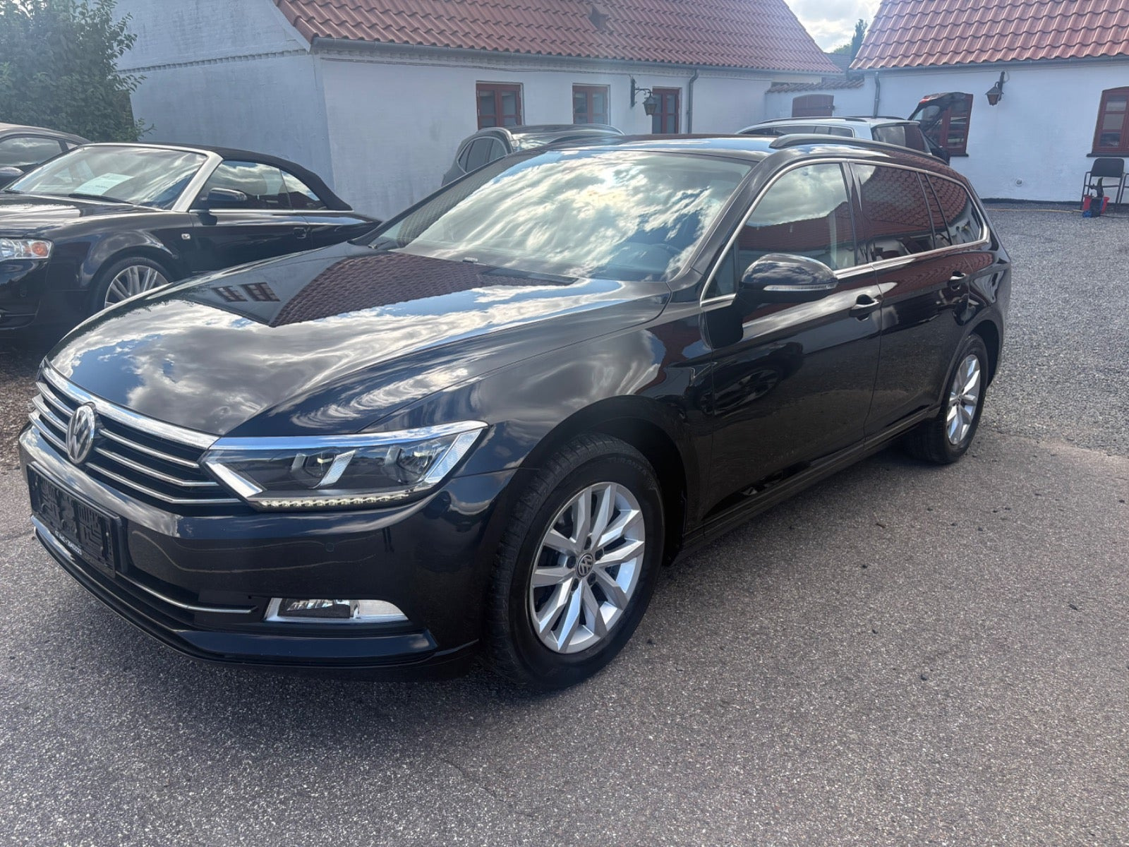 Sort VW Passat fra 2018