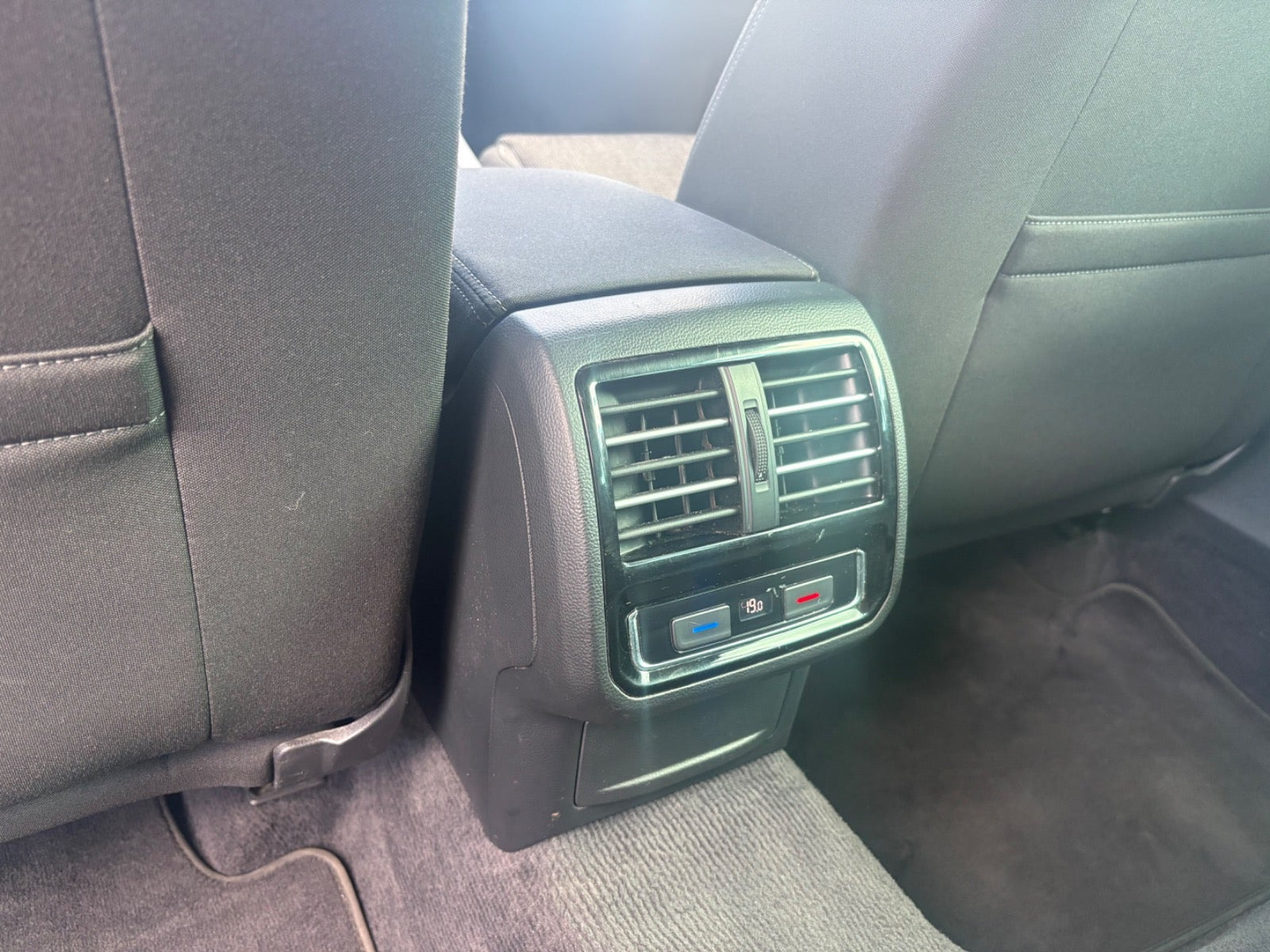 Sort VW Passat fra 2018