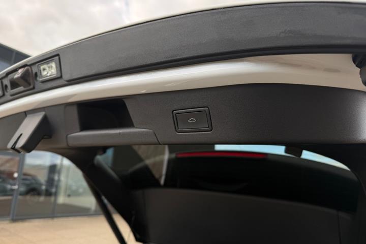 Hvid VW ID.4 fra 2022