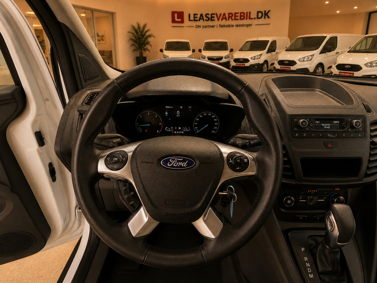 Hvid Ford Transit Connect fra 2020