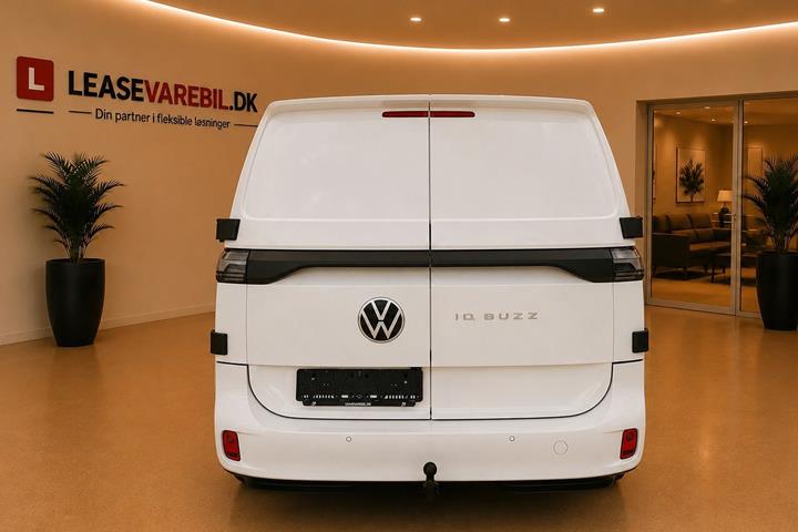 Hvid VW ID.Buzz fra 2023