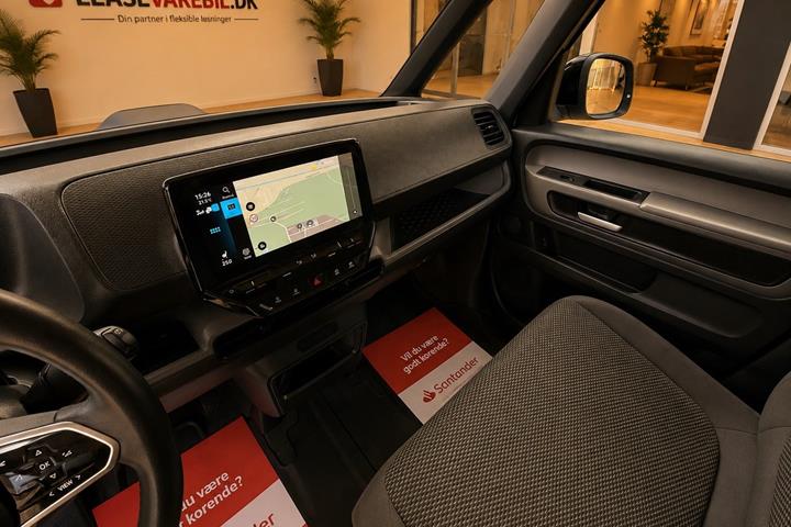 Hvid VW ID.Buzz fra 2023