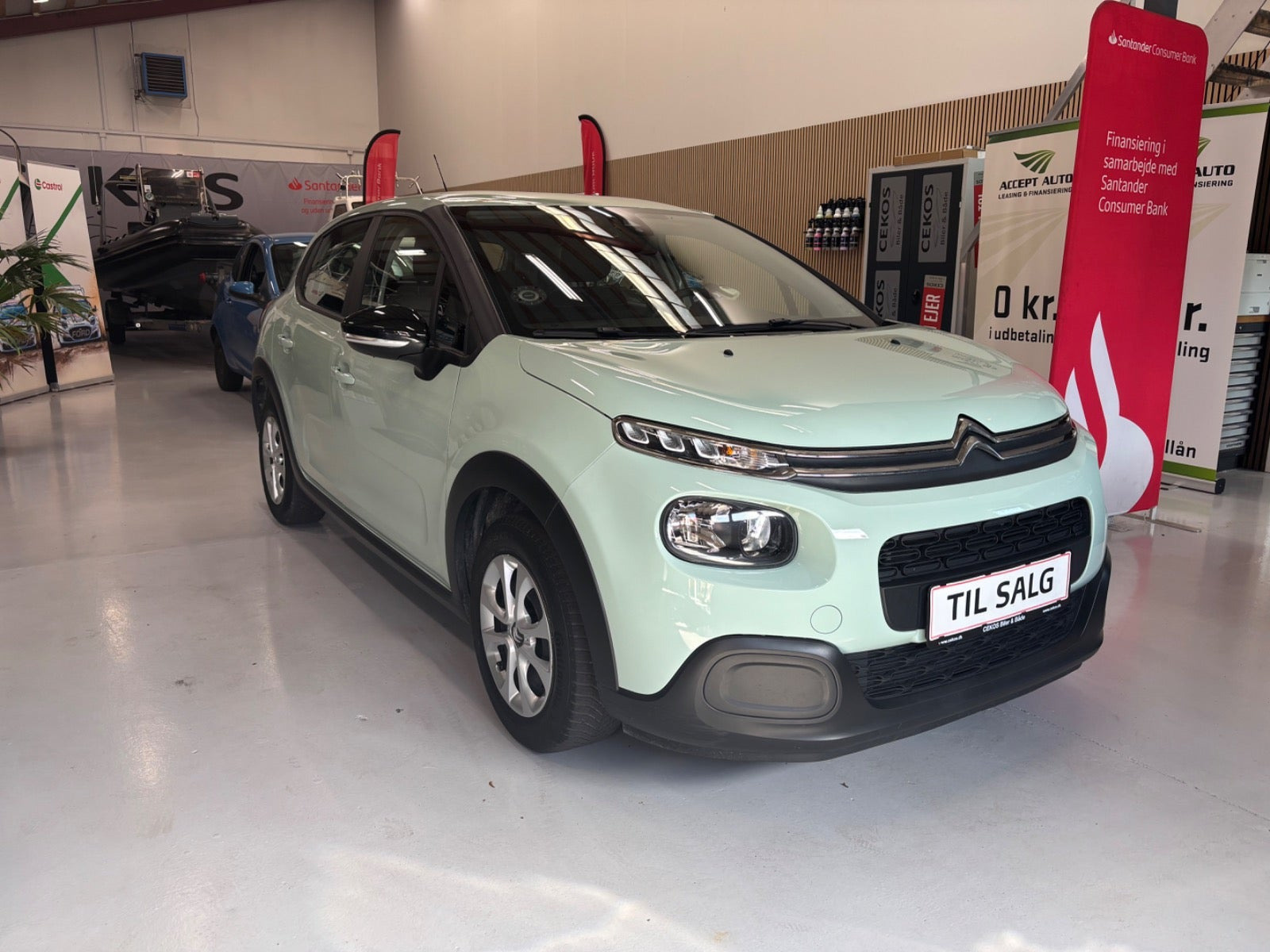 Blå Citroën C3 fra 2020