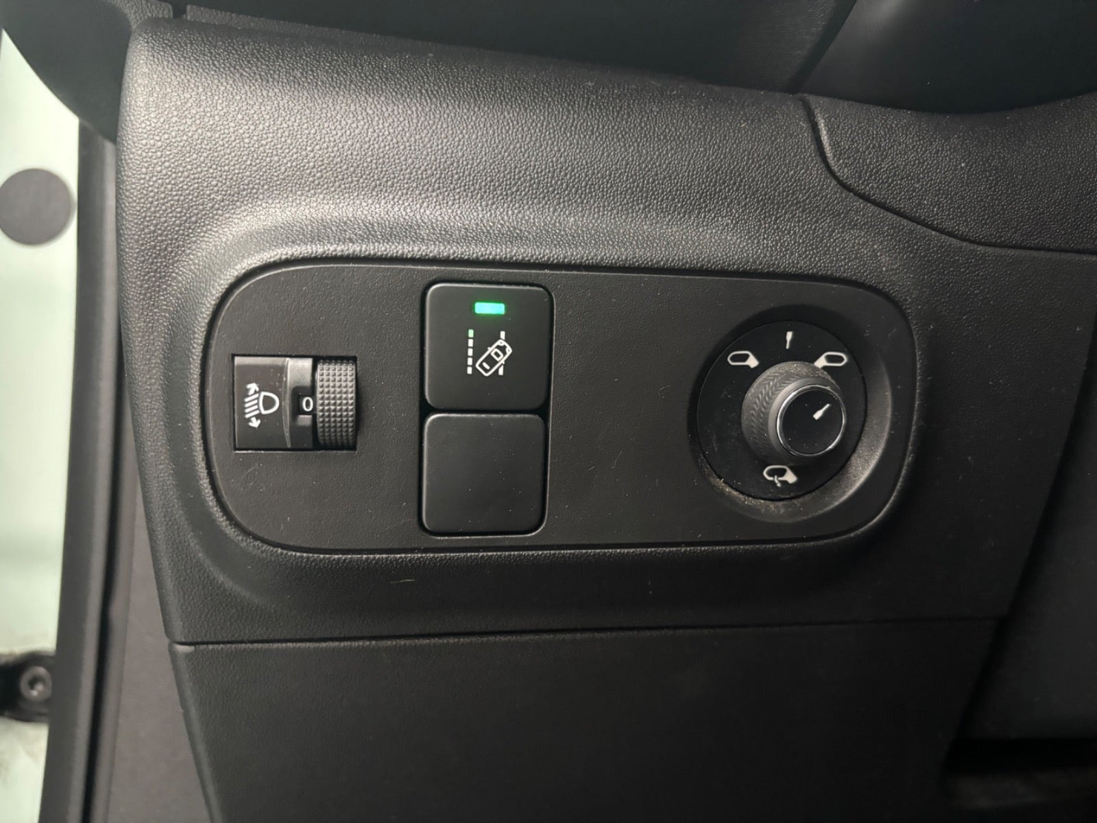 Blå Citroën C3 fra 2020