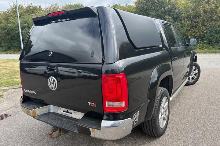 Sort VW Amarok fra 2014