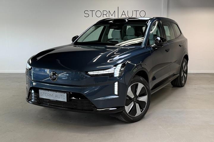 Blå Volvo EX90 fra 2025