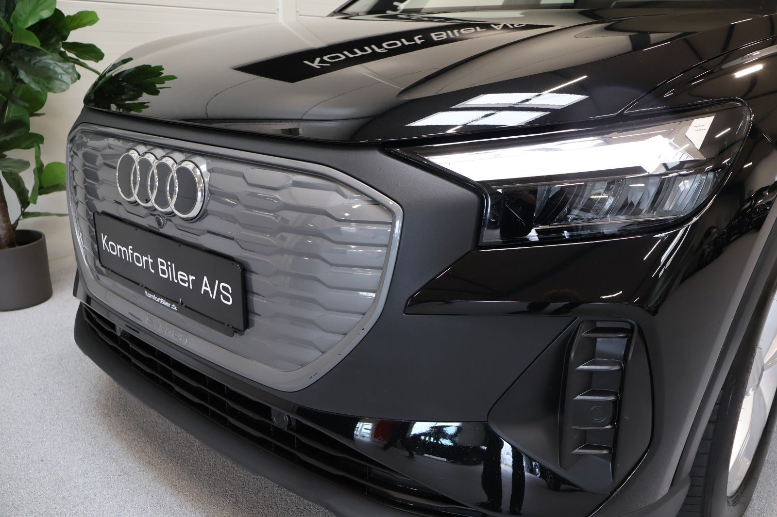 Sort Audi Q4 e-tron fra 2024