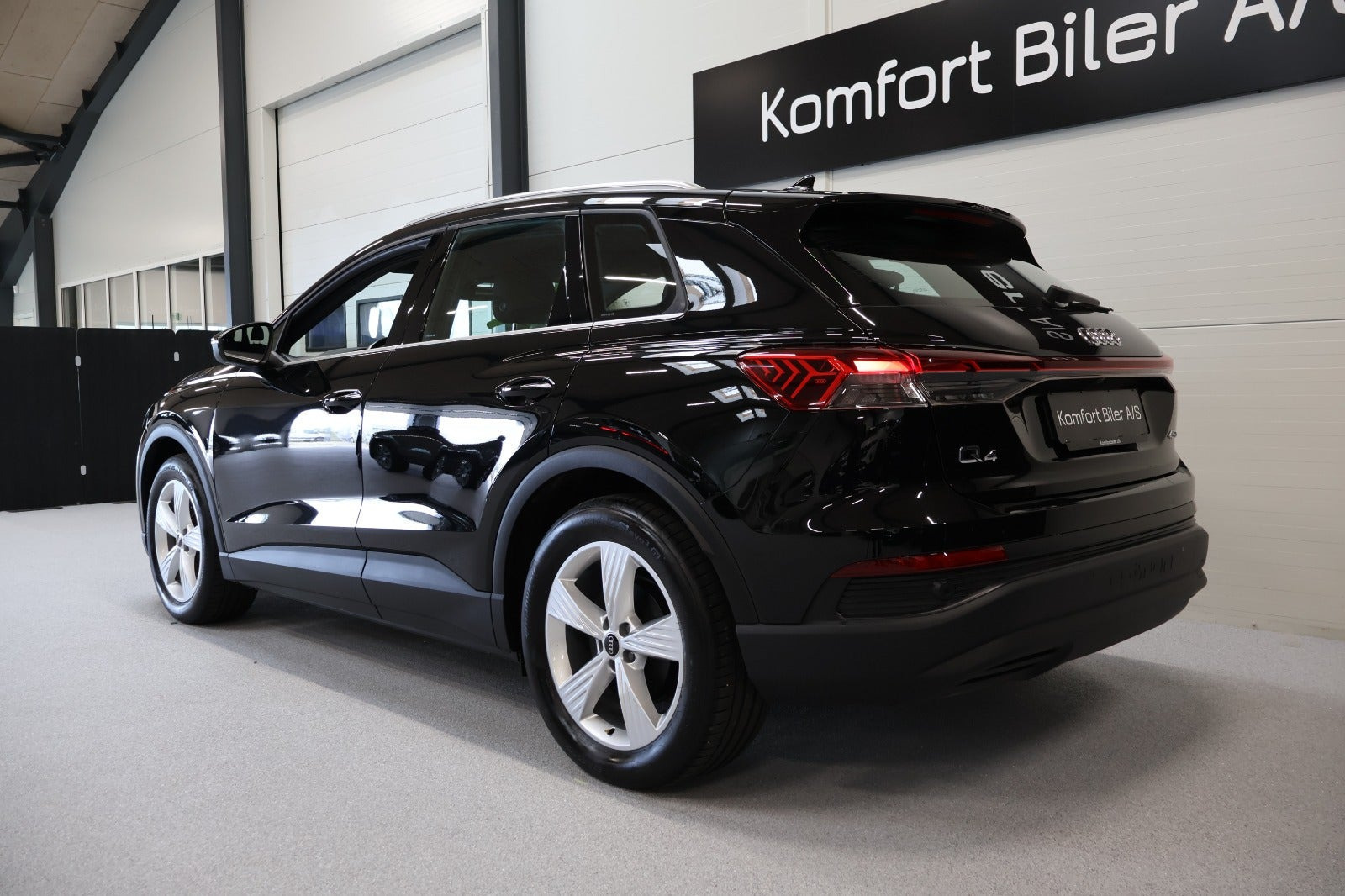 Sort Audi Q4 e-tron fra 2024
