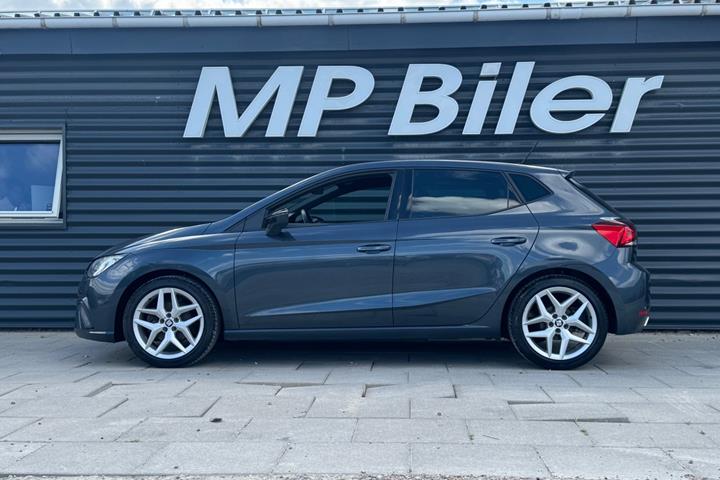 Grå Seat Ibiza fra 2020